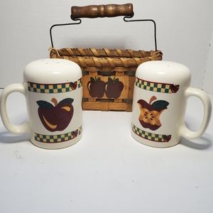Apple Themed Salt And Pepper Shakers.